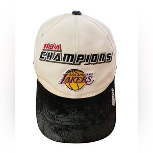 💜💛 Vintage Lakers NBA 2000 Championship Puma Band Hat 💛💜